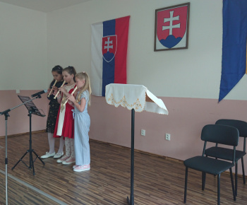 Aktuality / Oslavy Dňa matiek v obci Klieština dňa 21.05.2023 (nedeľa) o 14.00 hod.  - foto