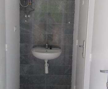 Aktuality / Dom smútku v obci po prestavbe. - foto