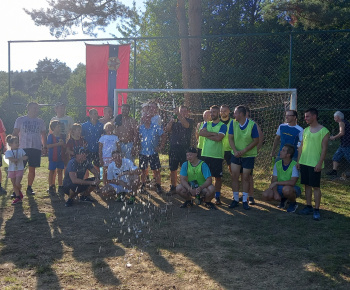 Aktuality / Futbalový zápas ženatí vs. slobodní dňa 12.08.2023 (sobota) o 16.00 hod. v areáli Drážky.  - foto